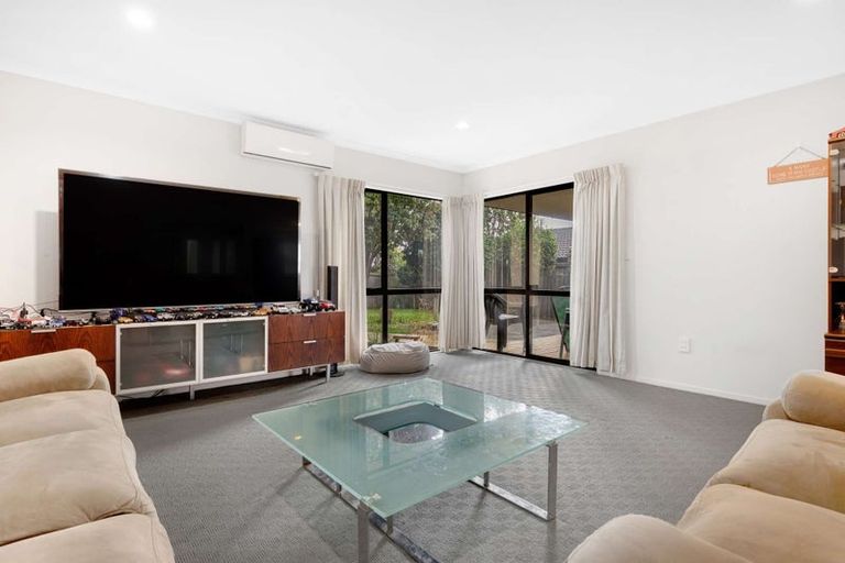 Photo of property in 4 Owhatiura Drive, Lynmore, Rotorua, 3010