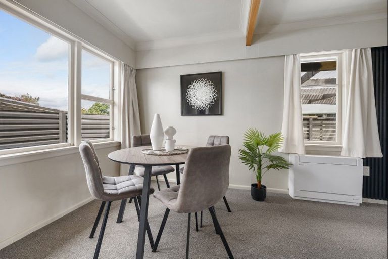 Photo of property in 1 Fleming Crescent, Maraenui, Napier, 4110