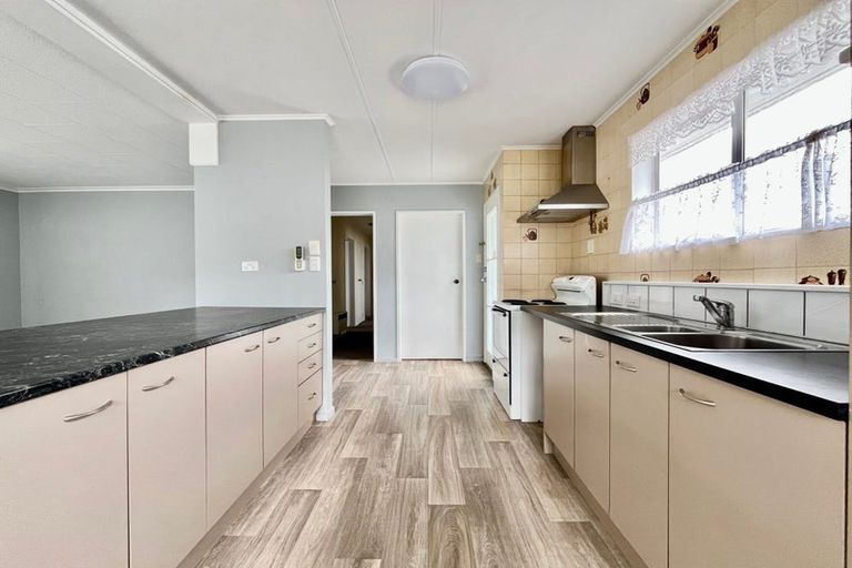 Photo of property in 11 Kendal Grove, Wainuiomata, Lower Hutt, 5014