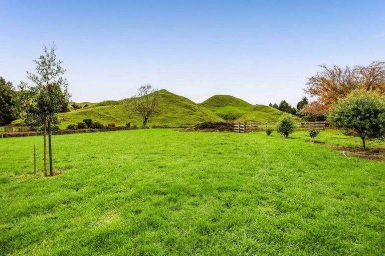 Photo of property in 1098 Makuri Road, Huiroa, Stratford, 4392