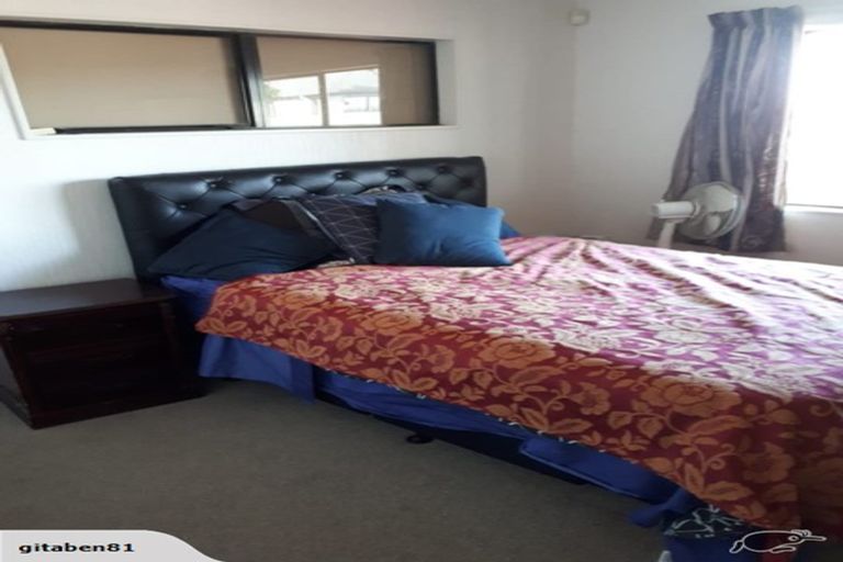 Photo of property in 29 Hill Crescent, New Lynn, Auckland, 0600