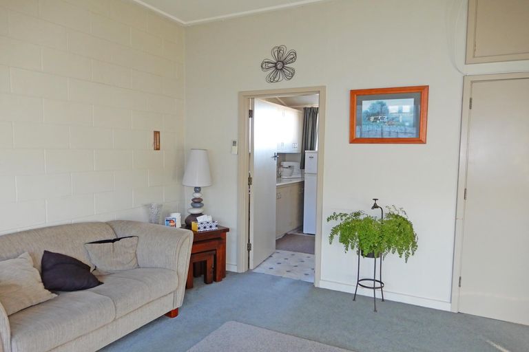 Photo of property in 3 Balmoral Street, Oamaru North, Oamaru, 9400