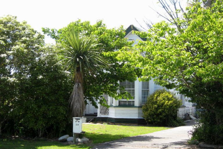 Photo of property in 29 Peel Street, Westport, 7825