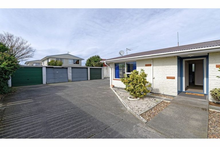 Photo of property in 4/22 Longfellow Street, Sydenham, Christchurch, 8023