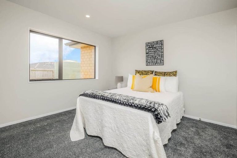 Photo of property in 4 Rere Awa Road, Glenbrook, 2681