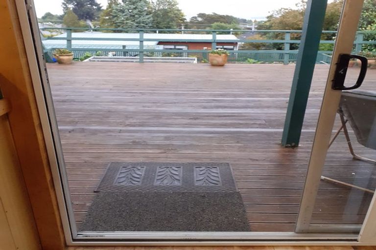 Photo of property in 2/37 Hinemoa Avenue, Taupo, 3330