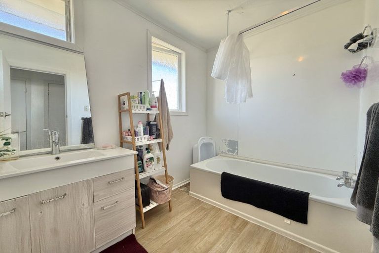 Photo of property in 42 Tainui Street, Tokoroa, 3420