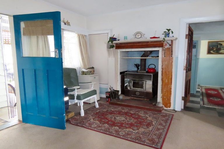 Photo of property in 30 Main Street, Reefton, 7830