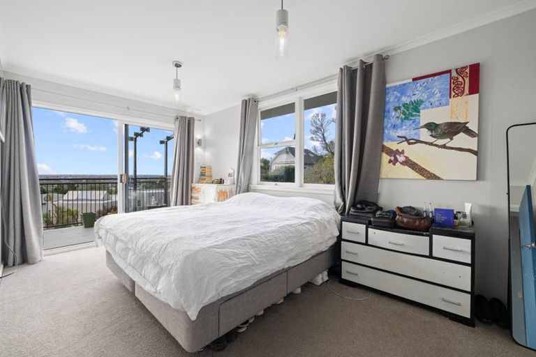 Photo of property in 14 Huntsbury Avenue, Huntsbury, Christchurch, 8022