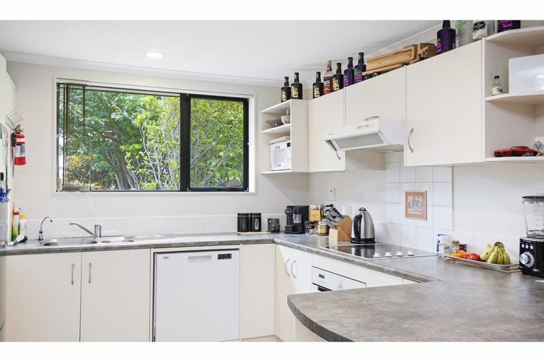 Photo of property in 71 Riverside Drive, Waiuku, 2123