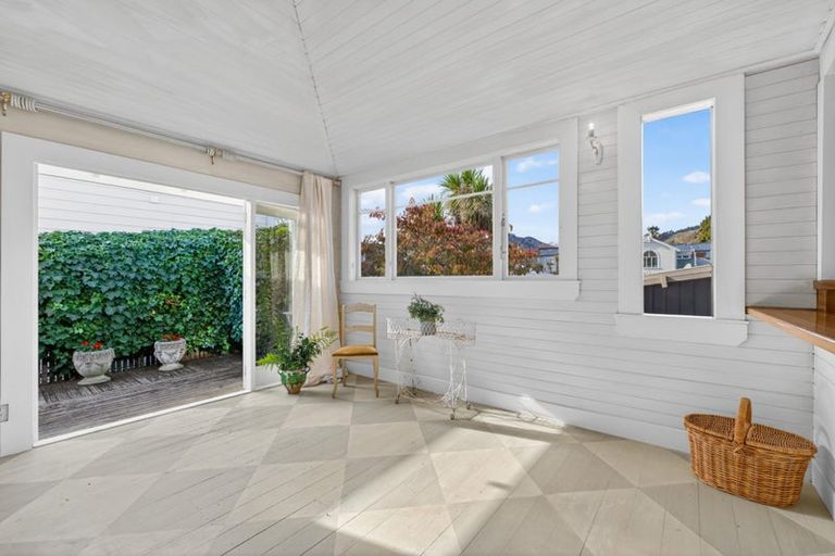 Photo of property in 163 Collingwood Street, Nelson, 7010