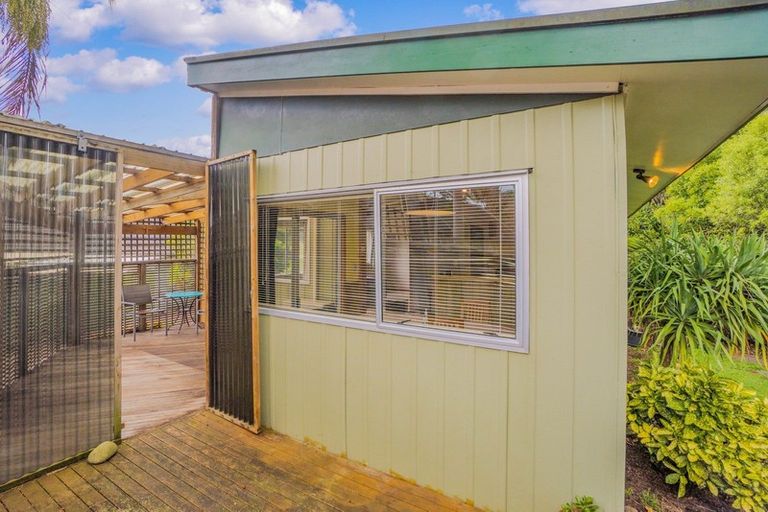 Photo of property in 107 Konini Road, Titirangi, Auckland, 0604