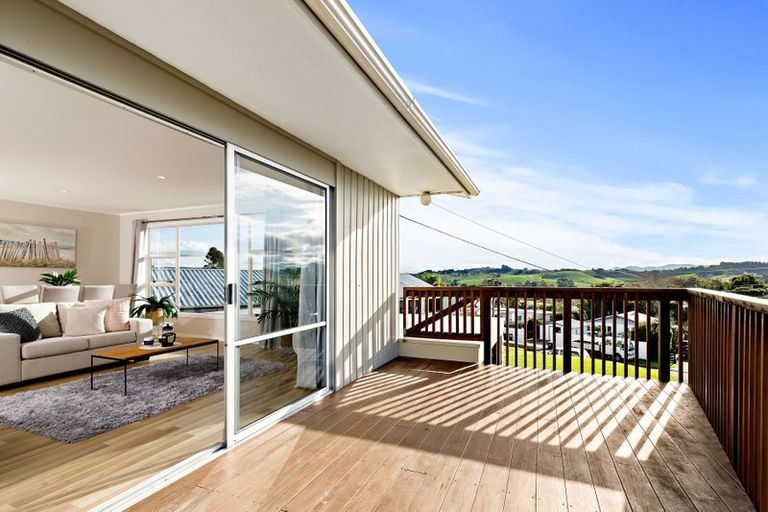 Photo of property in 15 Foster Crescent, Snells Beach, 0920