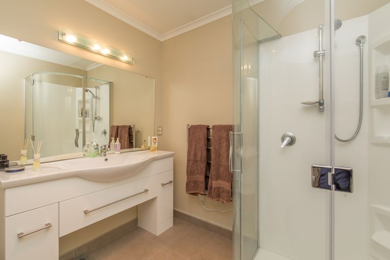 Photo of property in 18 Fantasia Gardens, Northwood, Christchurch, 8051