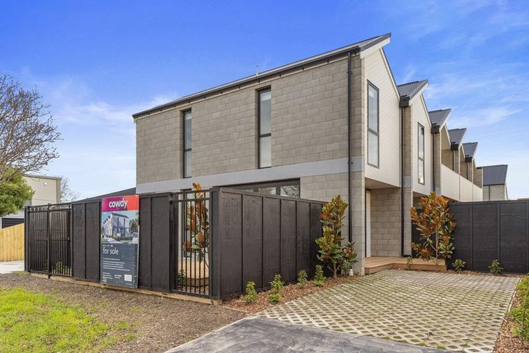 Photo of property in 1/11 Hinemoa Street, Spreydon, Christchurch, 8024