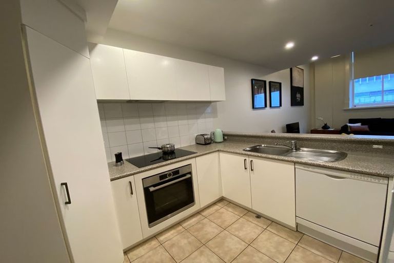 Photo of property in Whitmore Apartments, 7b Stout Street, Wellington Central, Wellington, 6011