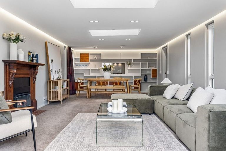 Photo of property in 19 Kent Lodge Avenue, Avonhead, Christchurch, 8042