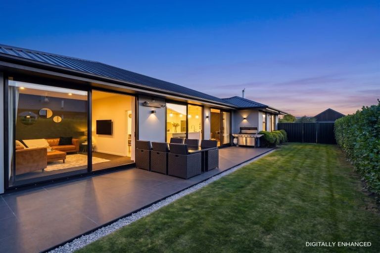 Photo of property in 11 Crete Road, Rangiora, 7400
