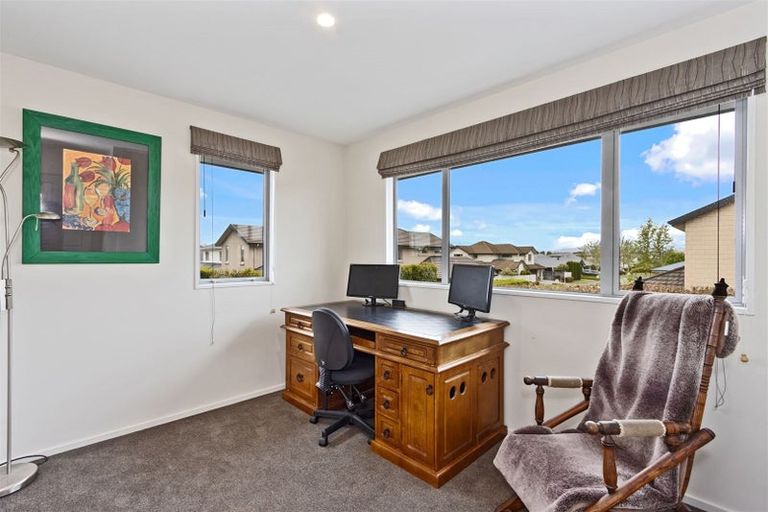 Photo of property in 27 Applefield Court, Northwood, Christchurch, 8051