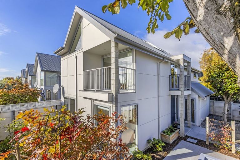 Photo of property in 1/1010 Colombo Street, St Albans, Christchurch, 8014