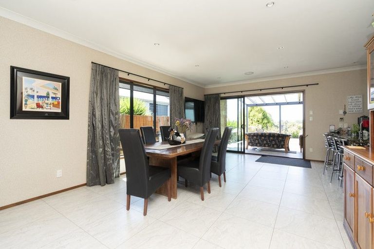 Photo of property in 13 Gilbert Court, Rototuna, Hamilton, 3210