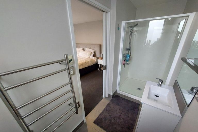 Photo of property in 26 Linden Grove Avenue, Hillmorton, Christchurch, 8024