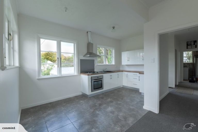 Photo of property in 75a Ford Road, Opawa, Christchurch, 8023