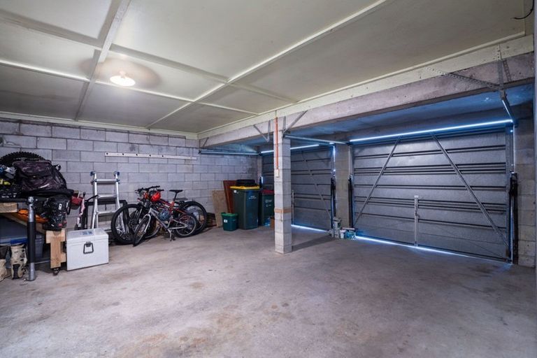 Photo of property in 15 Tainui Terrace, Inglewood, 4330