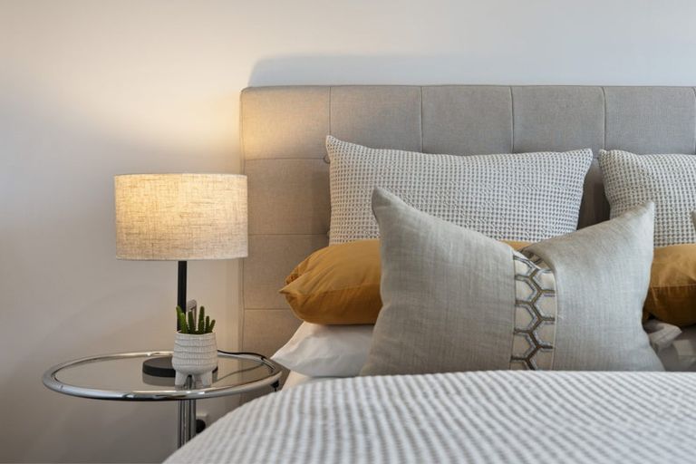 Photo of property in 2/867 Beach Road, Waiake, Auckland, 0630