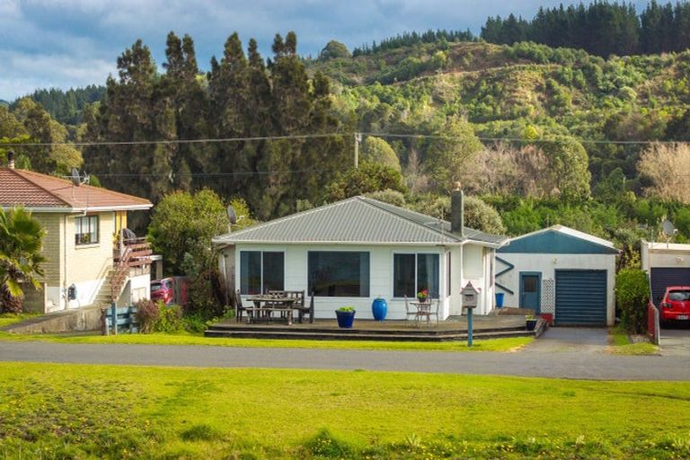 Photo of property in 230 Whirinaki Road, Eskdale, Napier, 4182