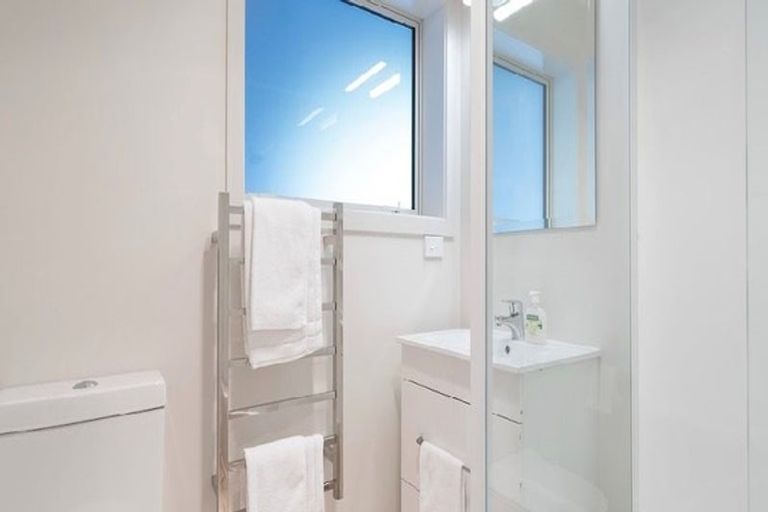 Photo of property in 4 The Cliffs, Britannia Heights, Nelson, 7010