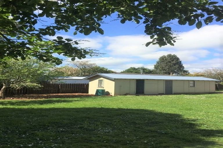 Photo of property in 11 George Street, Levin, 5510