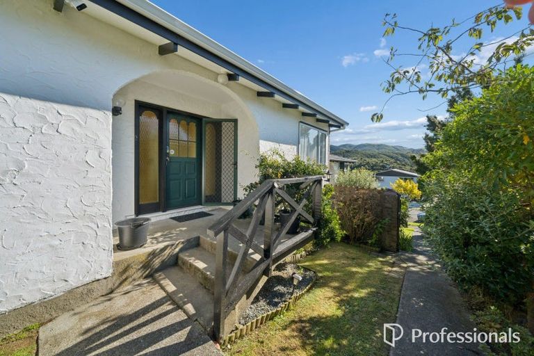 Photo of property in 66b Major Drive, Kelson, Lower Hutt, 5010