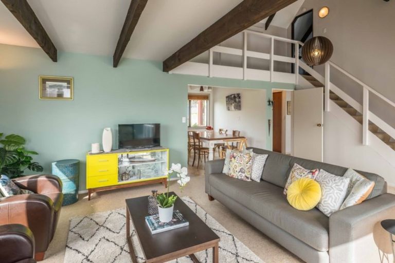 Photo of property in 177 Orangi Kaupapa Road, Northland, Wellington, 6012