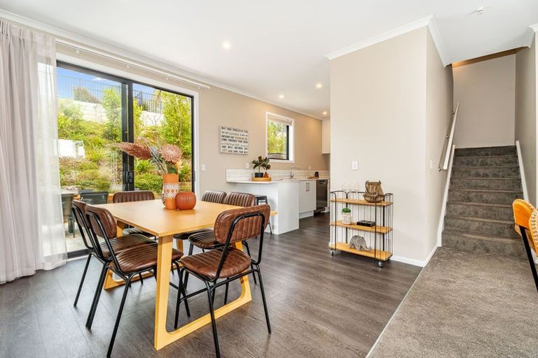 Photo of property in 5 Koreke Close, Kenepuru, Porirua, 5022