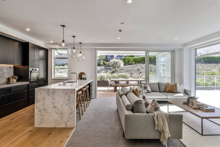 Photo of property in 109 Hibiscus Drive, Orewa, 0931