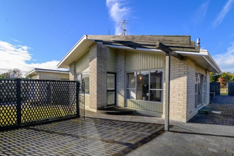 Photo of property in 20 Tawavale Street, Pukehangi, Rotorua, 3015
