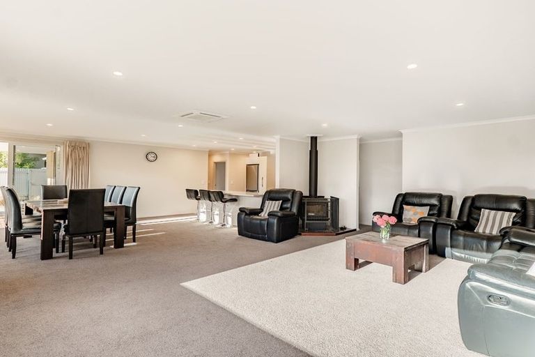 Photo of property in 37 Rhoboro Road, Twizel, 7901