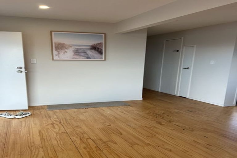 Photo of property in 50a Weldene Avenue, Glenfield, Auckland, 0629