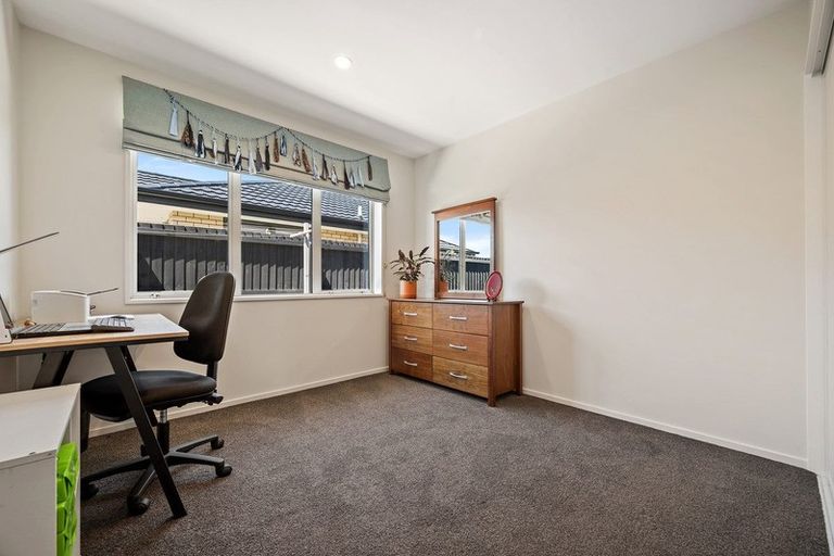 Photo of property in 5 Flint Road, Rolleston, 7614