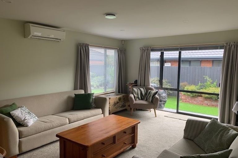 Photo of property in 32 Seymour Street, Hornby, Christchurch, 8042