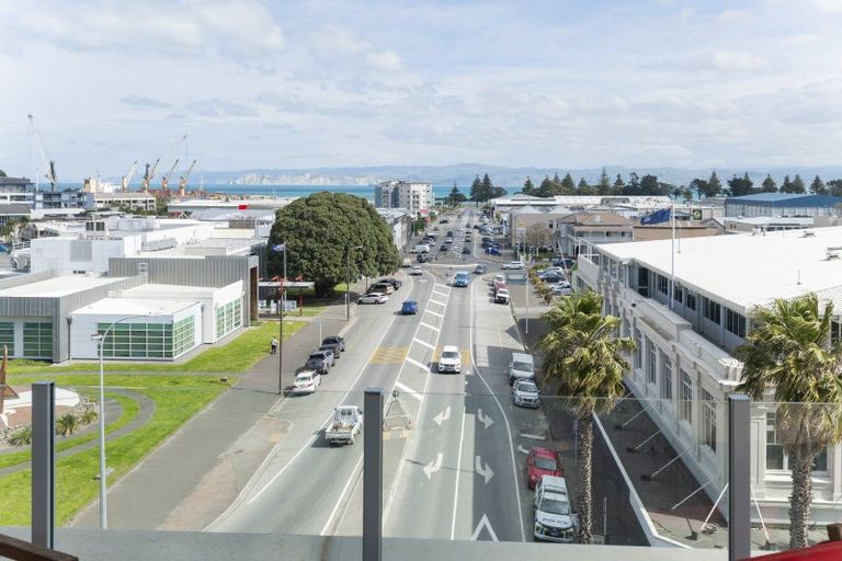 Photo of property in 2/40 Reads Quay, Gisborne, 4010