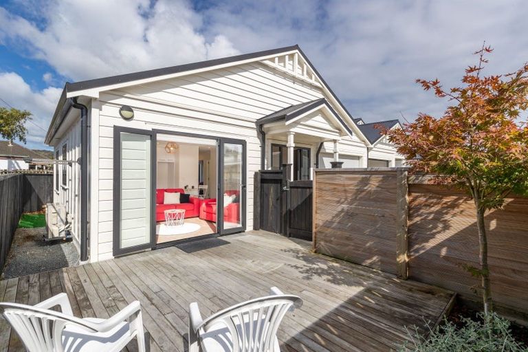 Photo of property in 74e Gibbons Street, Ebdentown, Upper Hutt, 5018