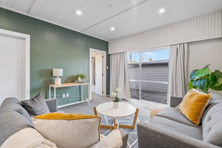 Photo of property in 73 Marne Road, Papakura, 2110