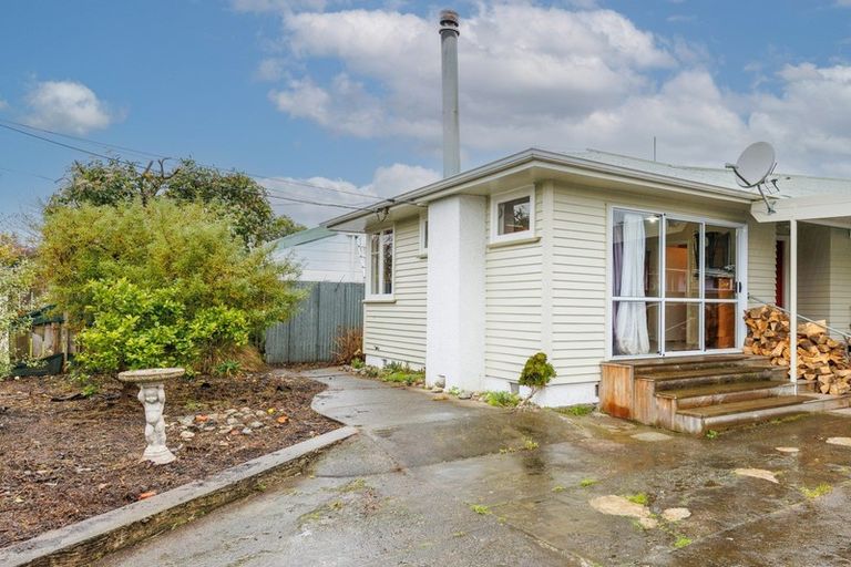 Photo of property in 89 Cameron Crescent, Masterton, 5810