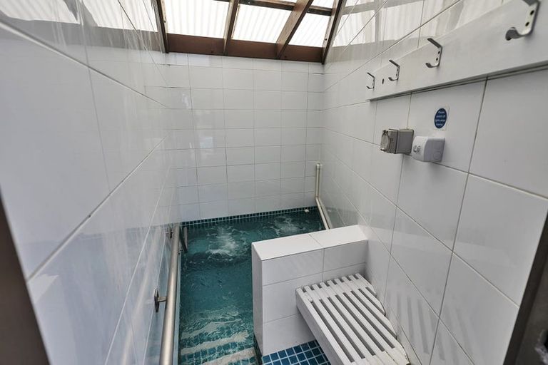 Photo of property in 10/34 Waiwera Place, Waiwera, Orewa, 0994