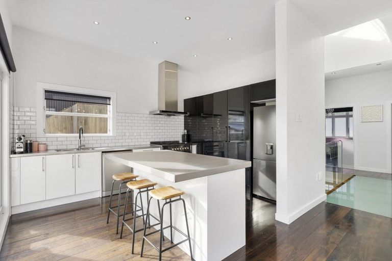 Photo of property in 57 Sefton Street, Wadestown, Wellington, 6012