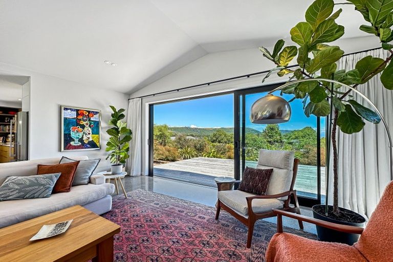 Photo of property in 46 Lacebark Drive, Kinloch, Taupo, 3377