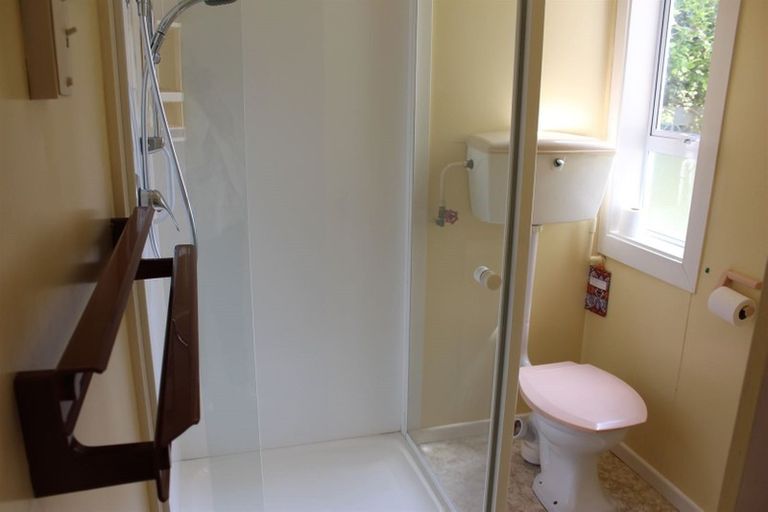 Photo of property in 16 Queen Street, Milton, 9220