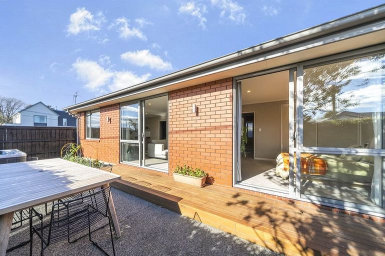 Photo of property in 2a Gilbert Place, Sydenham, Christchurch, 8023